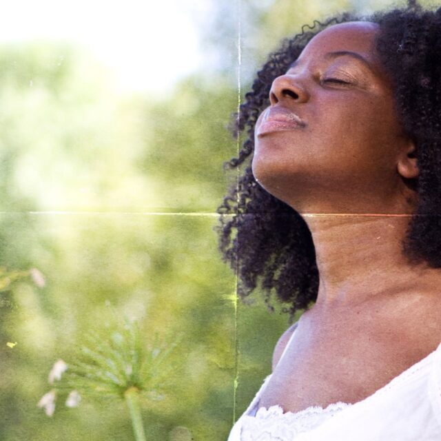 Hypnotherapy session at Bliss Counselling in Waterloo Ontario with therapist Robin Dewhurst